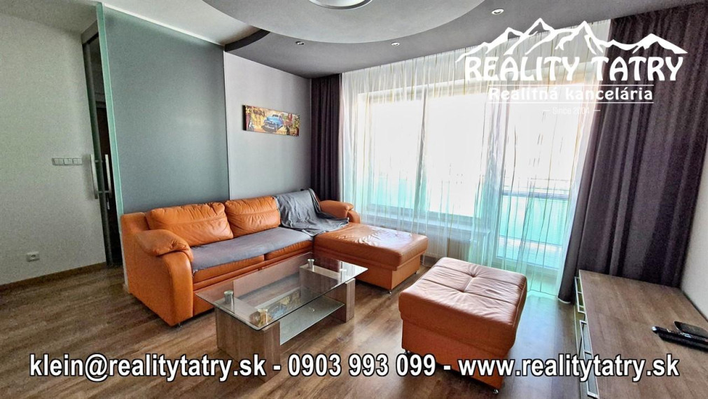 Slnečný 3 izbový byt s terasou a garážou v Poprade bytový dom JAVOR - TOP STAV a LOKALITA !!!