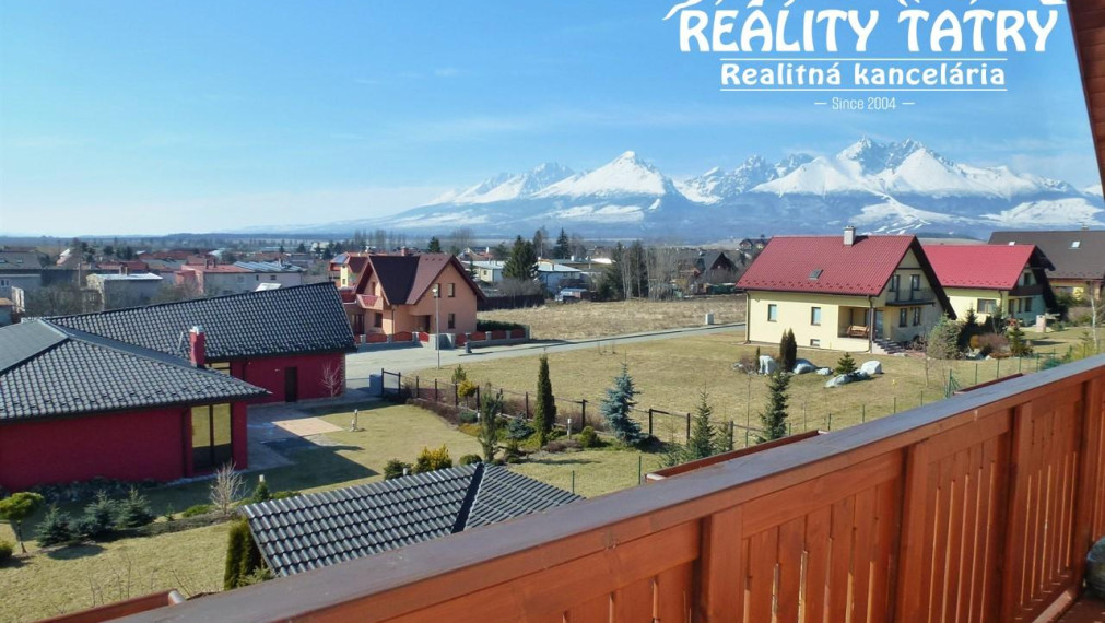 EXKLUZÍVNY Rodinný dom s nádherným výhľadom vo Veľkej Lomnici v 100% TOP STAVE - ODPORÚČAME aj pre náročného klienta !!!