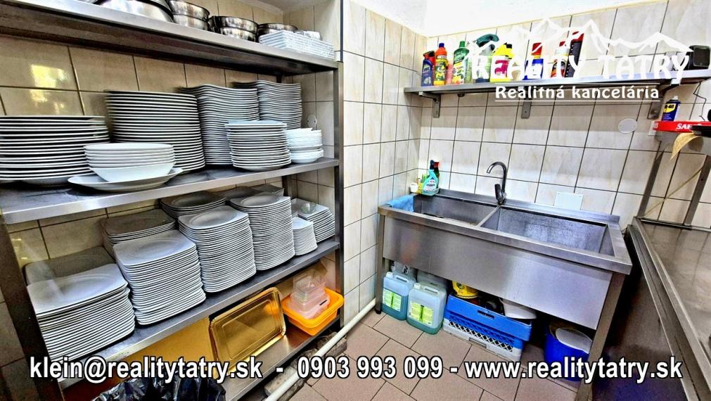 Reštaurácia REDUTA - Jedinečná investičná príležitosť v srdci Popradu - TOP PONUKA, TOP LOKALITA - ODPORÚČAME !!!