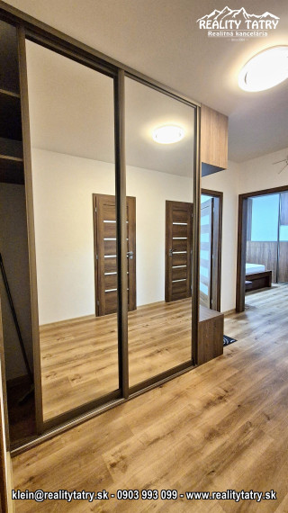 Byt 3 izbový s balkónom komplet prerobený blízko centra v Poprade TOP LOKALITA a STAV - ODPORÚČAME !!!