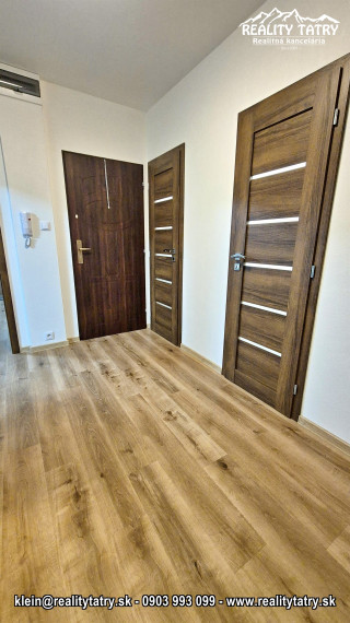 Byt 3 izbový s balkónom komplet prerobený blízko centra v Poprade TOP LOKALITA a STAV - ODPORÚČAME !!!