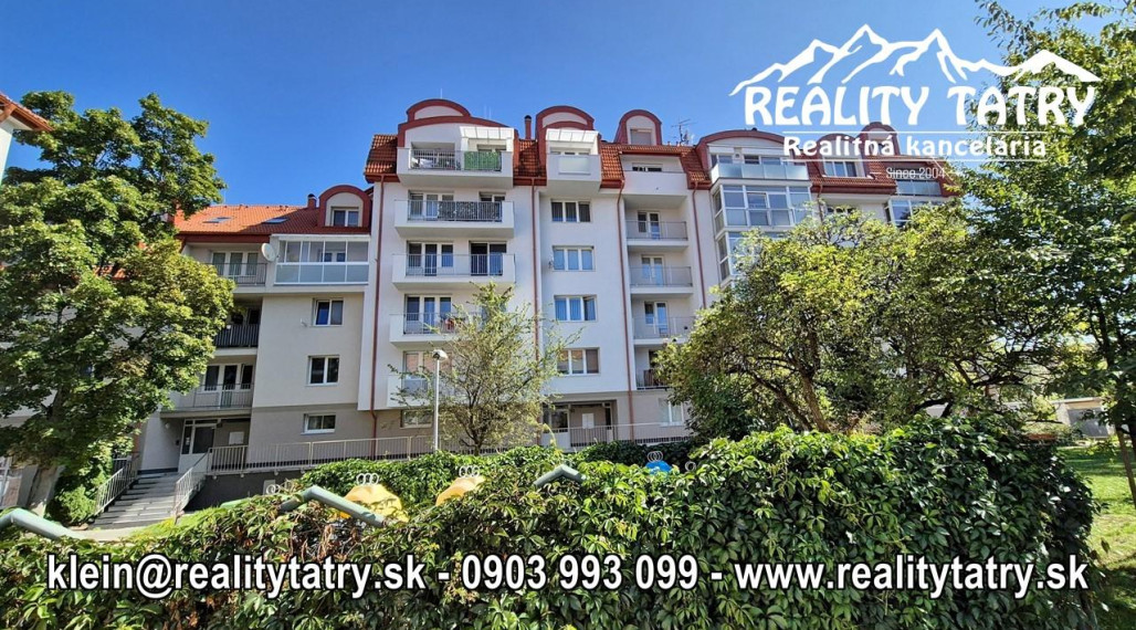 Mezonetový byt 3 izbový s loggiou, krbom a garážovým státím v širšom centre - ODPORÚČAME !!!