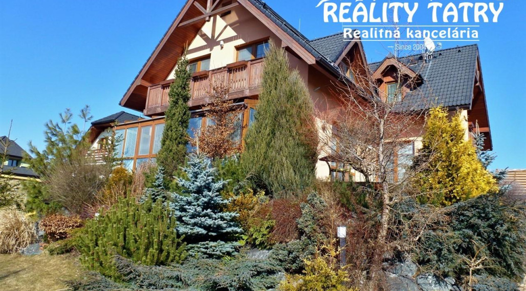 EXKLUZÍVNY Rodinný dom s nádherným výhľadom vo Veľkej Lomnici v 100% TOP STAVE - ODPORÚČAME aj pre náročného klienta !!!