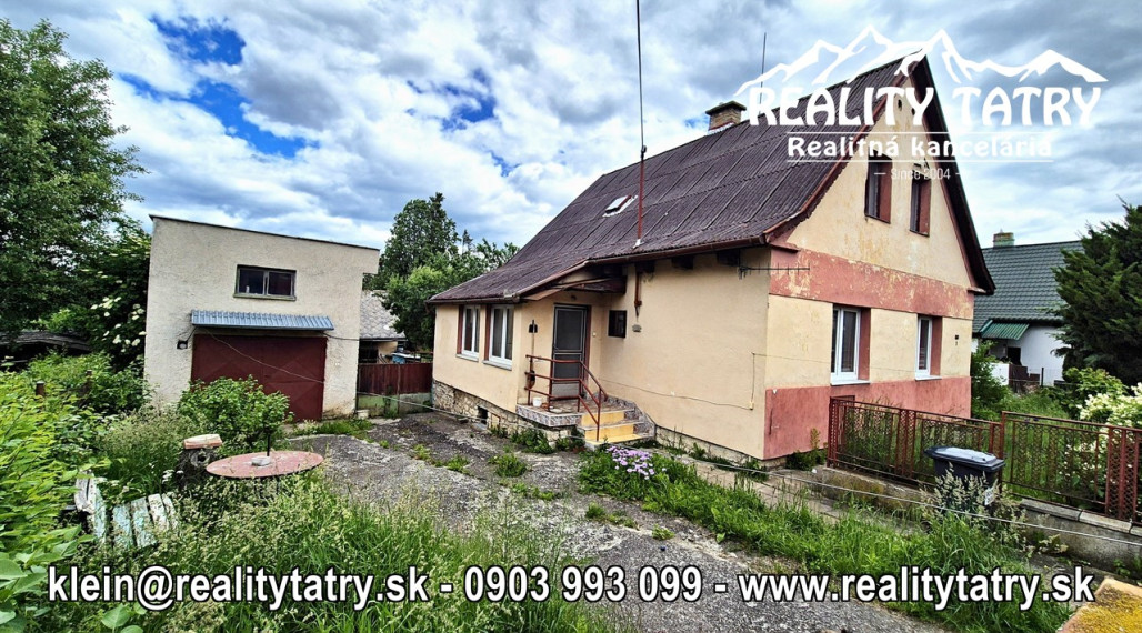 NOVÁ CENA !!! Rodinný dom na rozľahlom pozemku 1550 m2 s garážou a hospodárskou budovou - Poprad - Matejovce