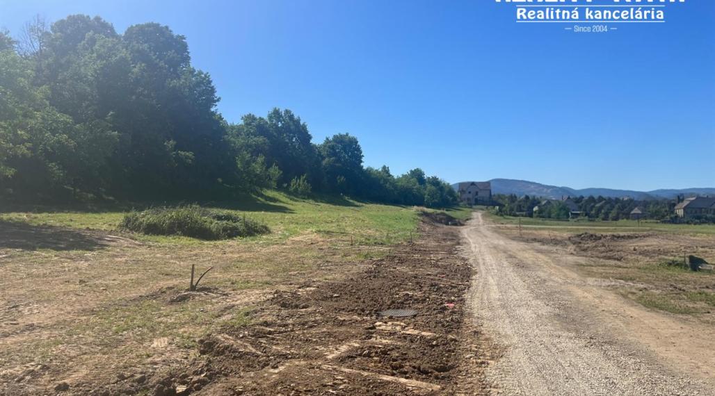 Stavebné pozemky pri Púchove v obci Dolné Kočkovce od 686 m2 do 1658 m2